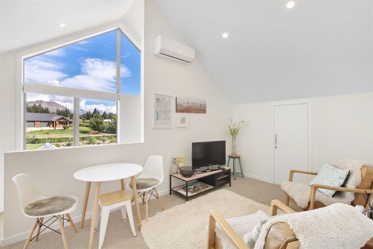 Photo of property in 2 Nokomai Street, Wanaka, 9305