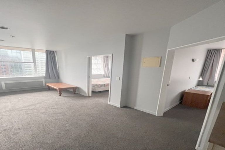 Photo of property in Terrace Tower Apartments, 9b/126 The Terrace, Wellington Central, Wellington, 6011