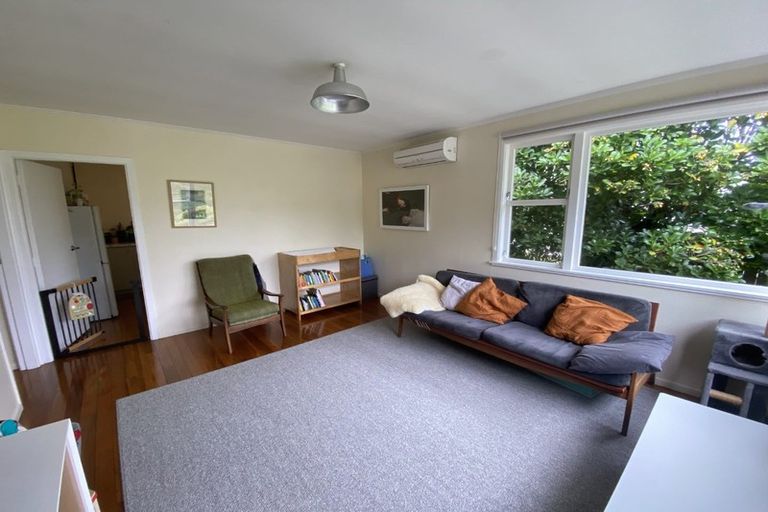 Photo of property in 4 Chaucer Way, Karori, Wellington, 6012