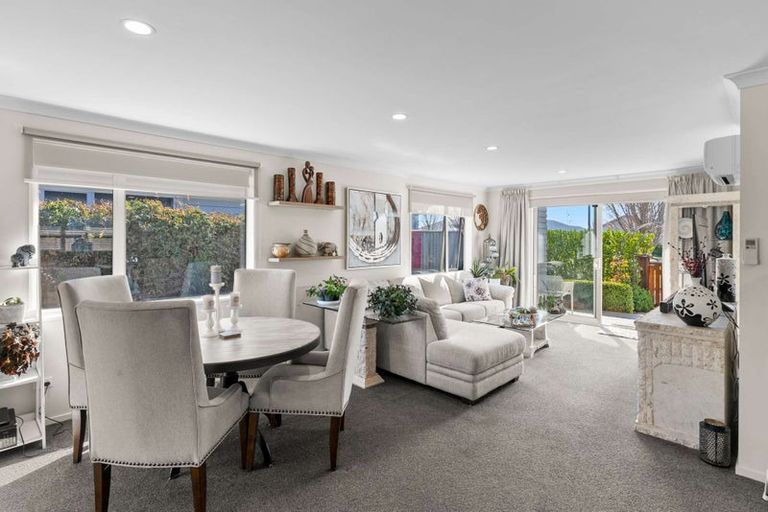 Photo of property in 17 Pounamu Place, Pegasus, 7612