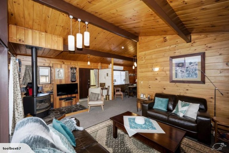 Photo of property in 28 Meachen Terrace, Waiuku, 2123