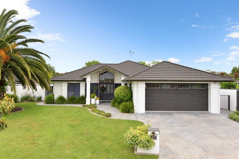 Photo of property in 6 Toi Toi Place, Flagstaff, Hamilton, 3210