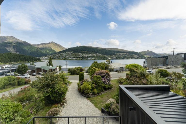 Photo of property in 696 Peninsula Road, Kelvin Heights, Queenstown, 9300