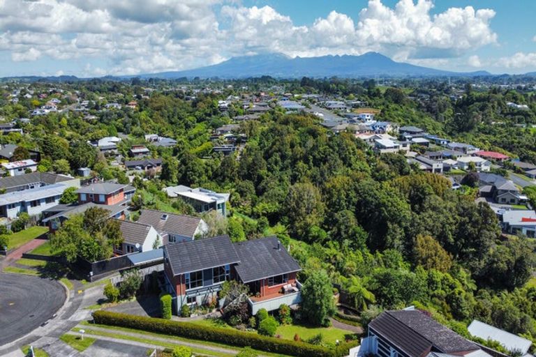 Photo of property in 49 Truby King Street, Merrilands, New Plymouth, 4312