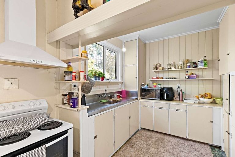 Photo of property in 10 Oturi Road, Waverley, 4510