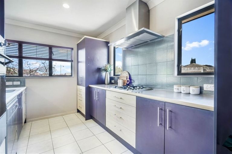 Photo of property in 16 Lockhart Place, Rototuna, Hamilton, 3210