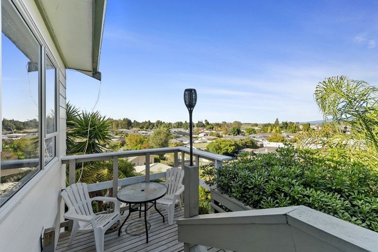 Photo of property in 115 Tuhikaramea Road, Dinsdale, Hamilton, 3204