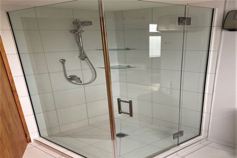 Photo of property in 112a Penruddock Rise, Westmorland, Christchurch, 8025