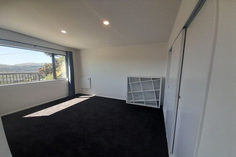 Photo of property in 32 Woodvale Grove, Fairfield, Lower Hutt, 5011