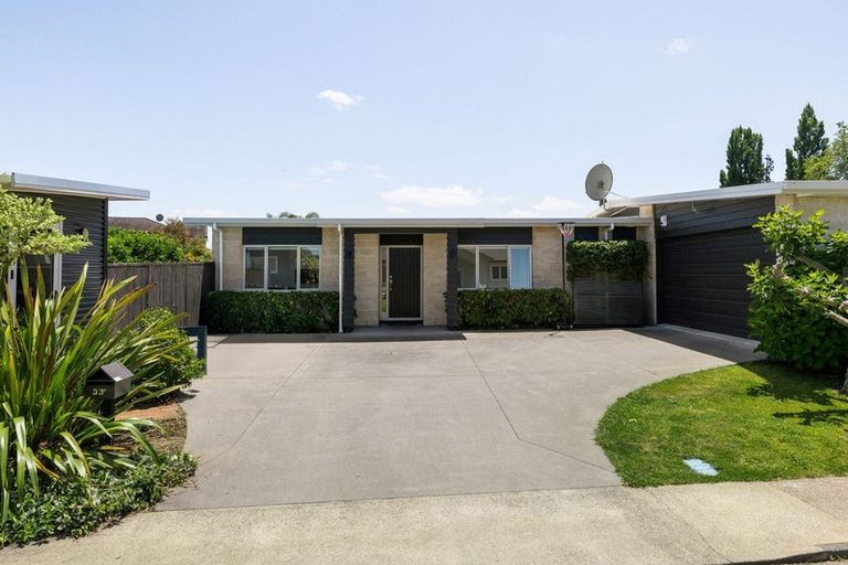 Photo of property in 33f Kelly Road, Cambridge, 3434