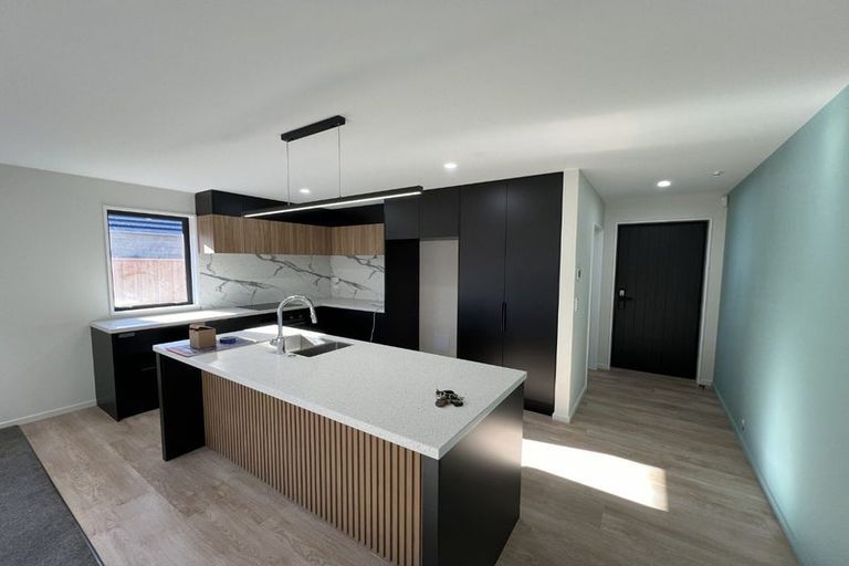 Photo of property in 35 Cousins Street, Woodend, 7691