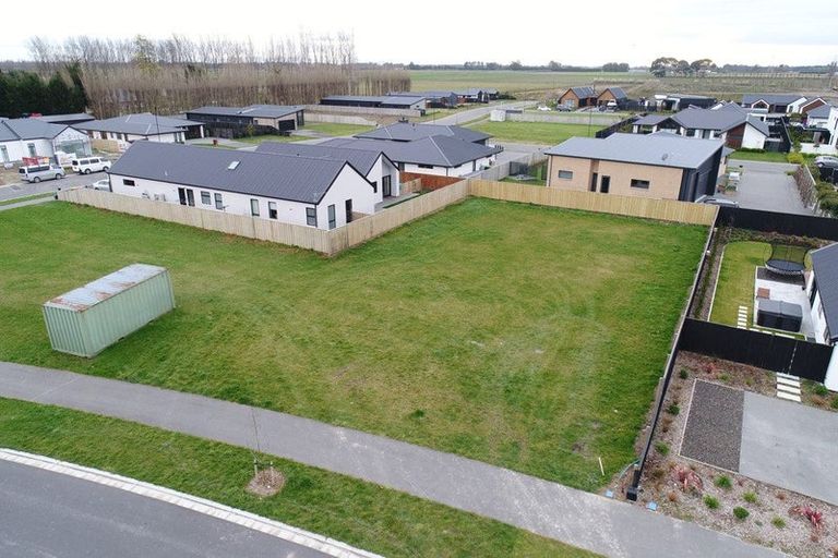 Photo of property in 2/391 Lake Road, Hauraki, Auckland, 0622