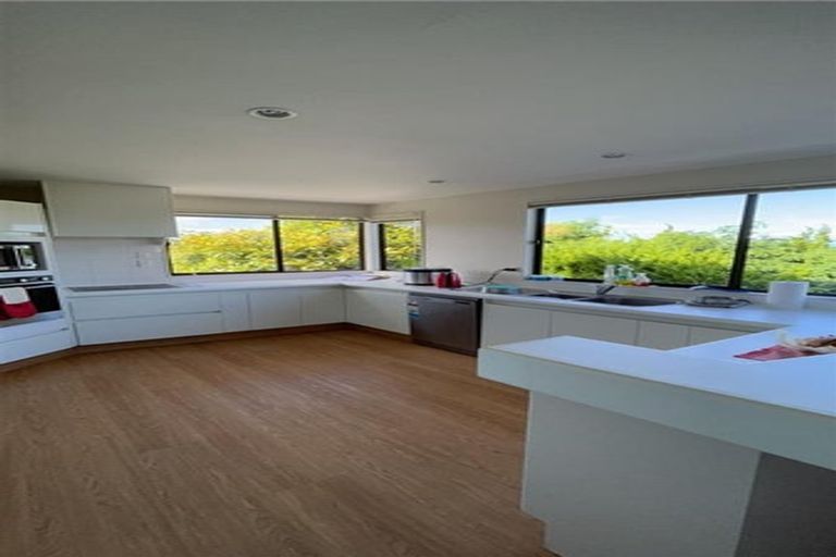 Photo of property in 6 Harvey Street, Waipahihi, Taupo, 3330