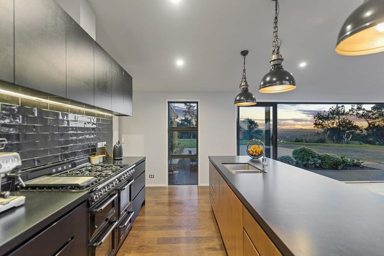 Photo of property in 168 Barrett Road, Riverhead, Albany, 0793