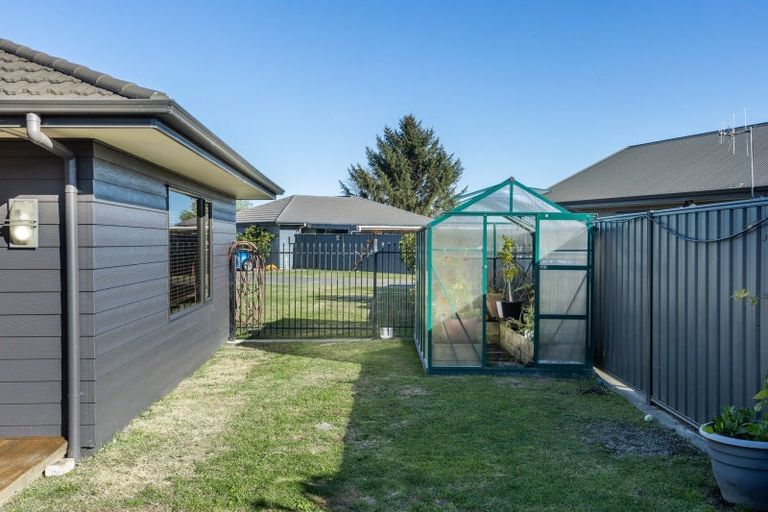 Photo of property in 24 Mcnaughton Place, Onekawa, Napier, 4110