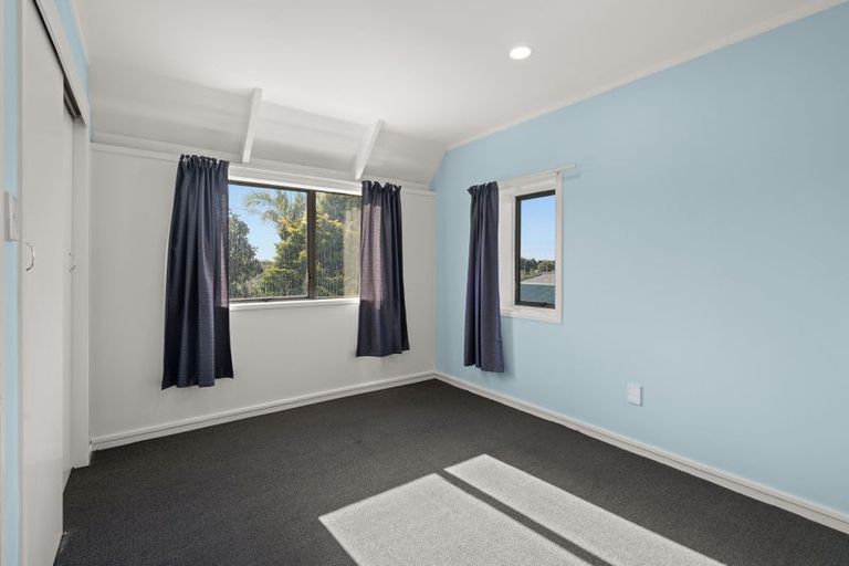 Photo of property in 2/506 Devonport Road, Tauranga South, Tauranga, 3112