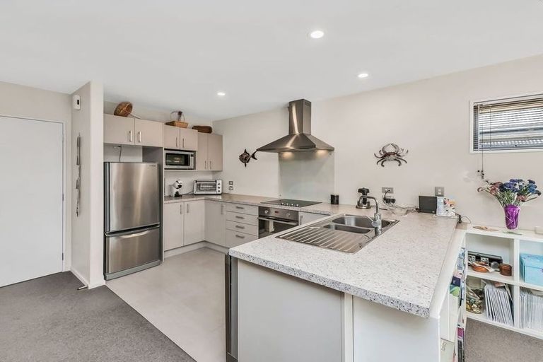 Photo of property in 16 Venerable Terrace, Yaldhurst, Christchurch, 8042