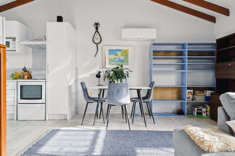 Photo of property in 36a Rollerson Street, Papakura, 2110