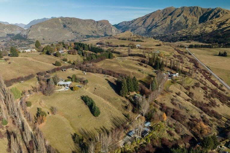 Photo of property in 36 Dalefield Road, Dalefield, Queenstown, 9371