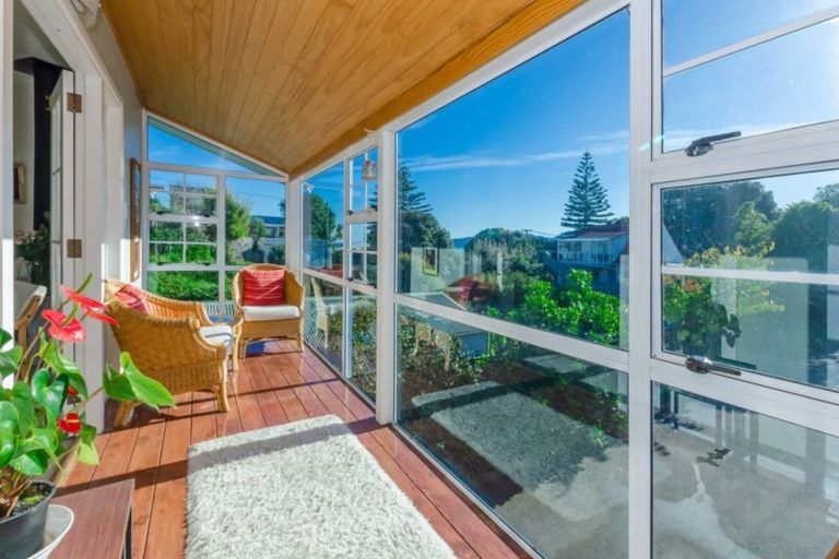 Photo of property in 10-10a Poplar Avenue, Raumati South, Paraparaumu, 5032