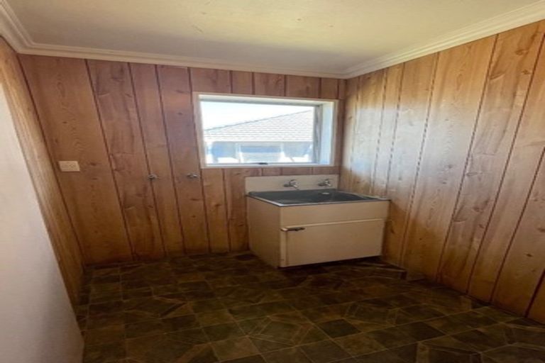 Photo of property in 39 Tongariro Street, Castlecliff, Whanganui, 4501