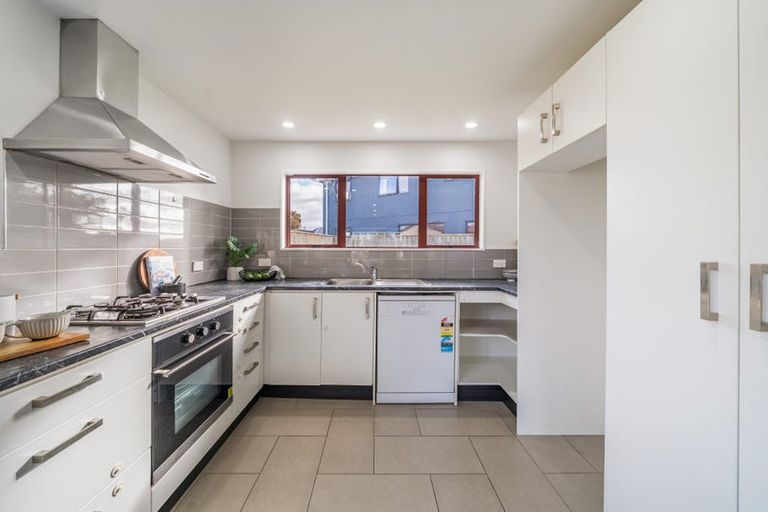 Photo of property in 59a Guthrie Street, Waterloo, Lower Hutt, 5011