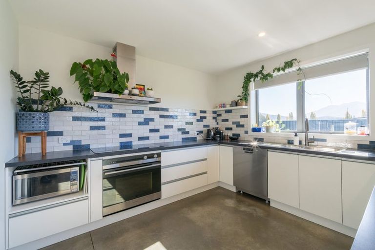 Photo of property in 11 Breaksea Street, Te Anau, 9600