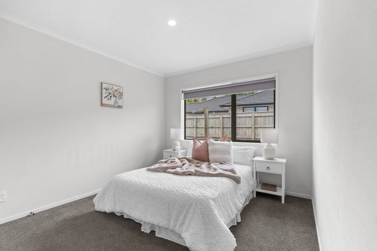 Photo of property in 7 Totarahoe Lane, Whalers Gate, New Plymouth, 4310