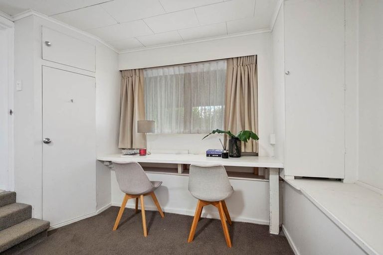 Photo of property in 1/52 Beulah Avenue, Rothesay Bay, Auckland, 0630