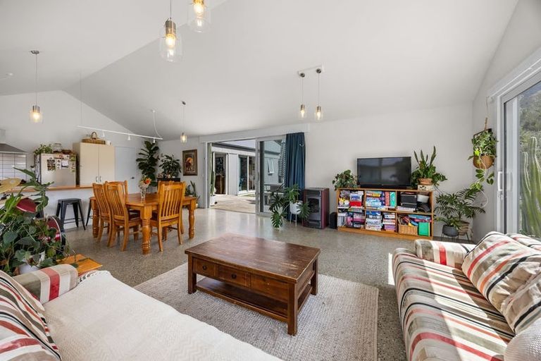 Photo of property in 14 Francis Lane, Lake Hawea, Wanaka, 9382