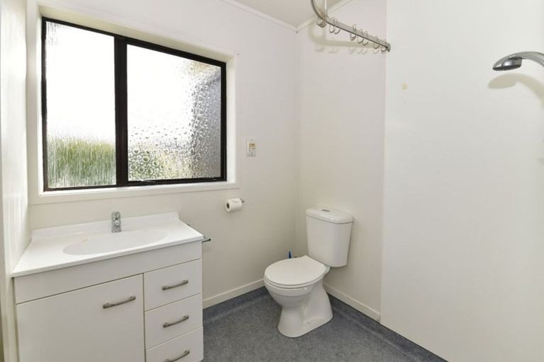 Photo of property in 1 Fantail Court, Orewa, 0931