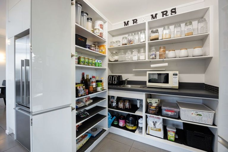 Photo of property in 18 Trinidad Place, Flagstaff, Hamilton, 3210