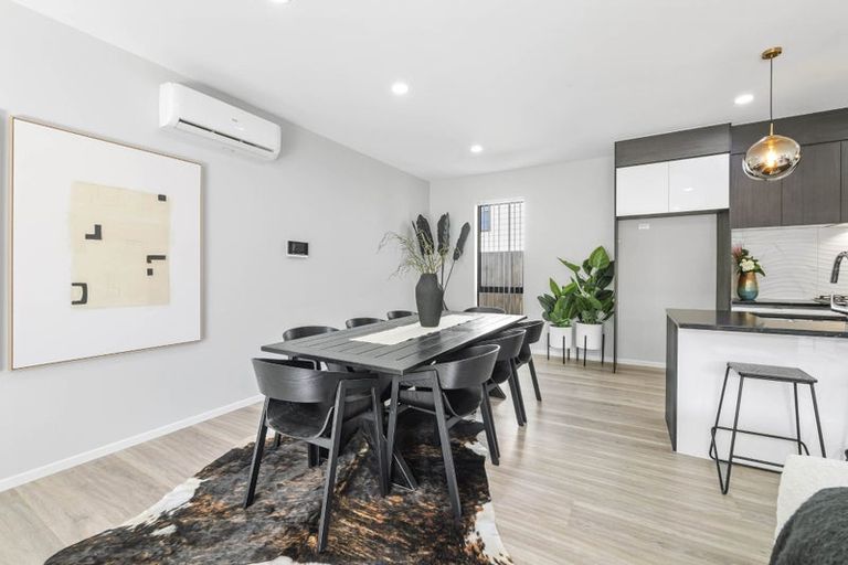 Photo of property in 27 Surf View Crescent, Red Beach, 0932