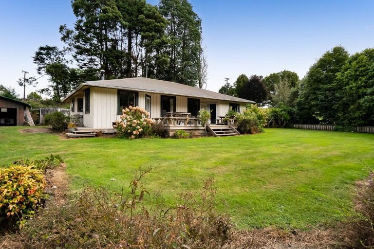 Photo of property in 927 Mohakau Road, Kiore, Stratford, 4395