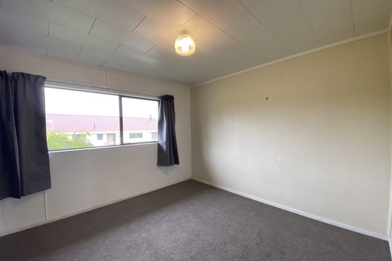 Photo of property in 212 Cambridge Road, Bethlehem, Tauranga, 3110