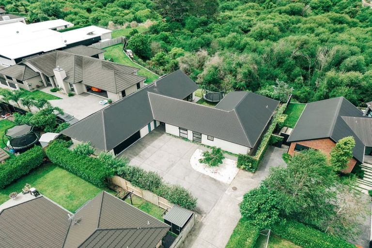 Photo of property in 12 Kentwood Place, Flagstaff, Hamilton, 3210