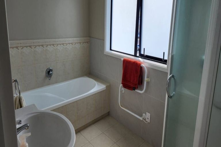 Photo of property in 2/29 May Street, Mount Maunganui, 3116