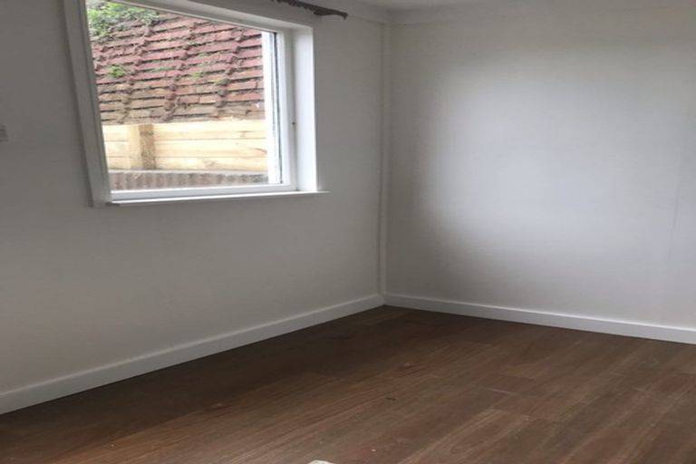 Photo of property in 1 Kenwyn Terrace, Newtown, Wellington, 6021