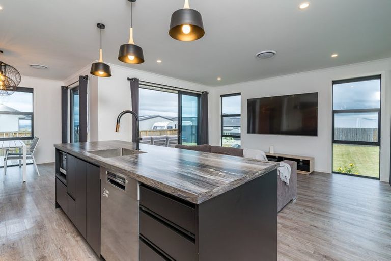 Photo of property in 6 Monterey Drive, Balclutha, 9230