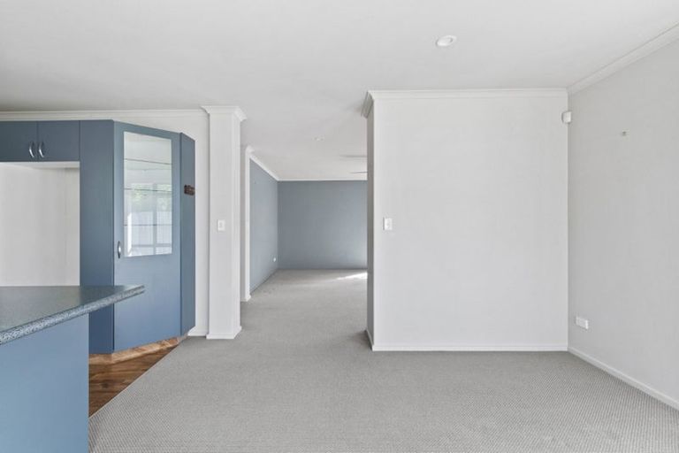 Photo of property in 5 Holcroft Place, Huntington, Hamilton, 3210