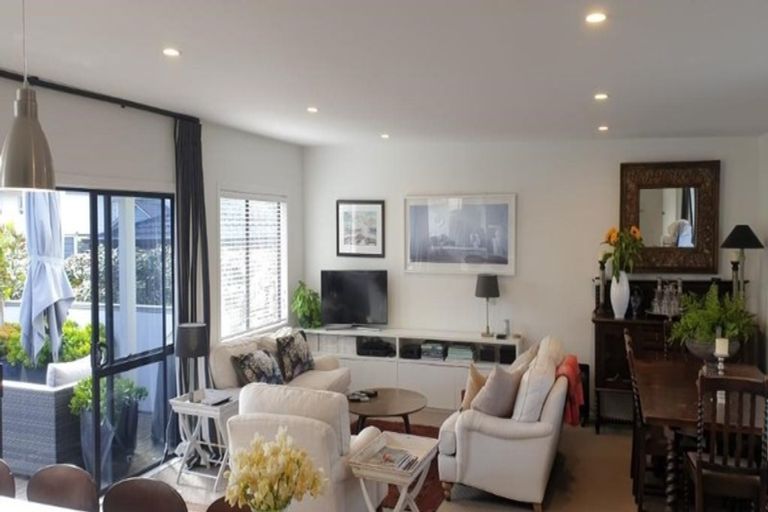 Photo of property in 366 Oceanbeach Road, Mount Maunganui, 3116