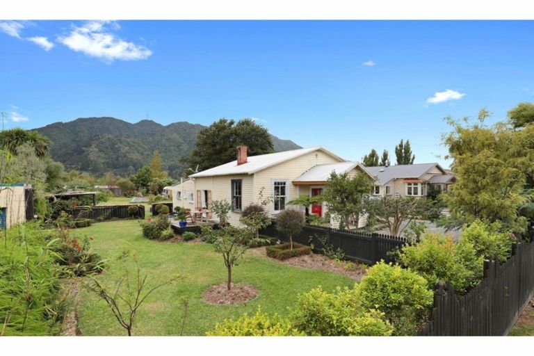 Photo of property in 12 Stanley Avenue, Te Aroha, 3320