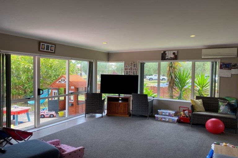 Photo of property in 26 Olympus Grove, Papamoa Beach, Papamoa, 3118