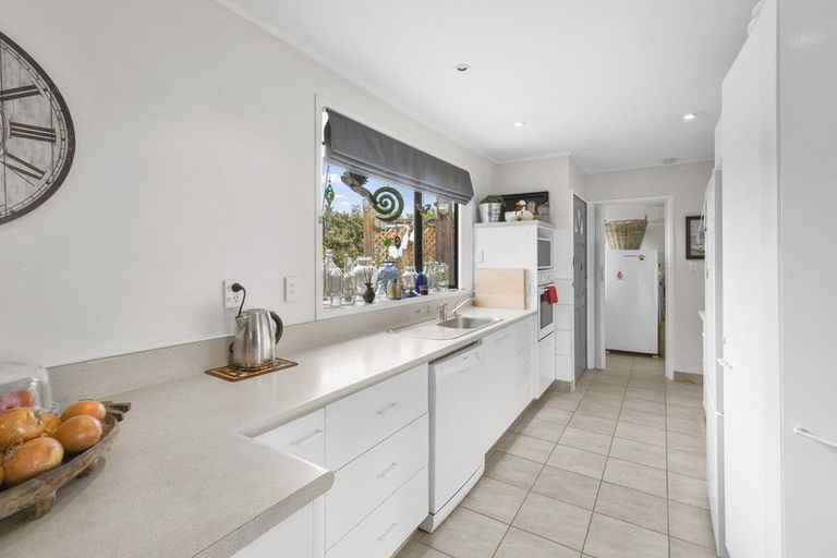 Photo of property in 115 Carnoustie Drive, Wattle Downs, Auckland, 2103