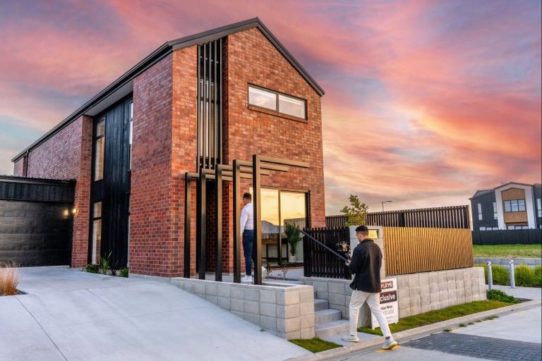 Photo of property in 20 Atutahi Lane, Papamoa, 3118