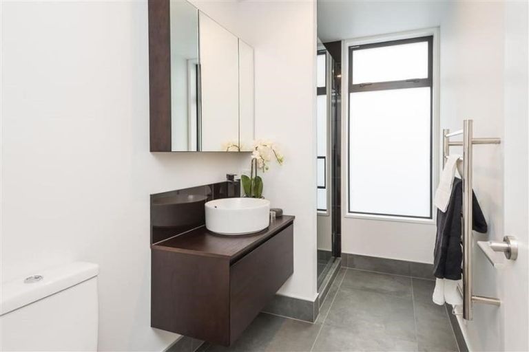 Photo of property in 1/3 Taylors Avenue, Bryndwr, Christchurch, 8052