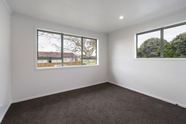 Photo of property in 46 Halswell Crescent, Westbrook, Palmerston North, 4412