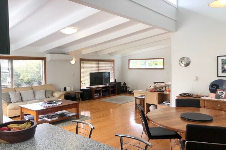 Photo of property in 104 Aeroview Drive, Beach Haven, Auckland, 0626