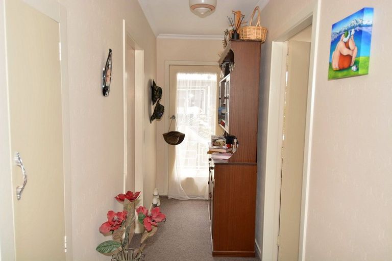Photo of property in 2 Medway Street, Kingswell, Invercargill, 9812