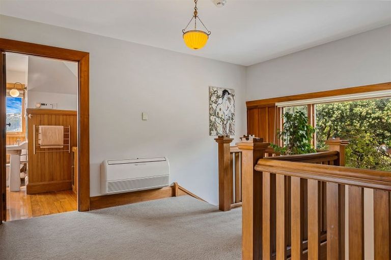 Photo of property in 18 Merlewood Avenue, Cashmere, Christchurch, 8022